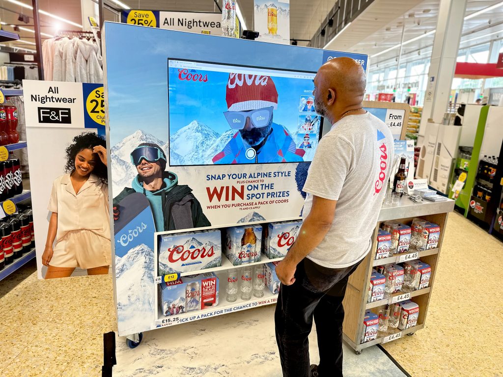 Augmented reality retail designed by Gooii for Coors AR in Tesco store close up